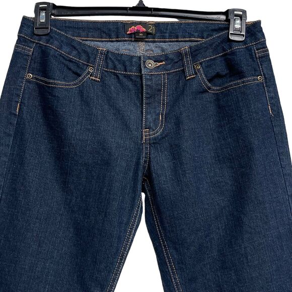 Forever 21 SZ 30 Straight Jean Mid-Rise Zip-Fly Dark Wash Pockets Blue Womens - Picture 2 of 8
